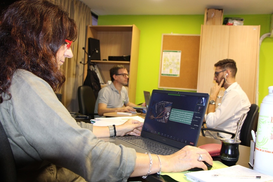 Amplia participación en capacitación sobre certificación para comerciar en Asia  