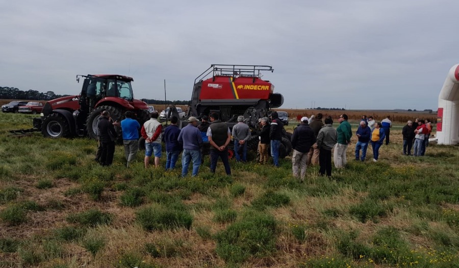 La gira de demostraciones de INDECAR recorrió 10 localidades y capacitó a 1500 productores
