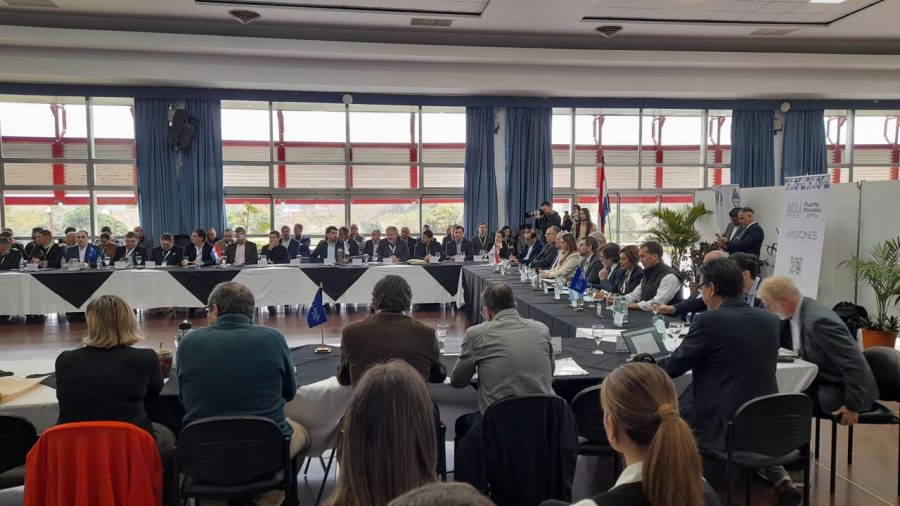 Primer Foro Binacional de la Hidrovía: La ciudad de Posadas fue sede de una jornada clave para el comercio regional