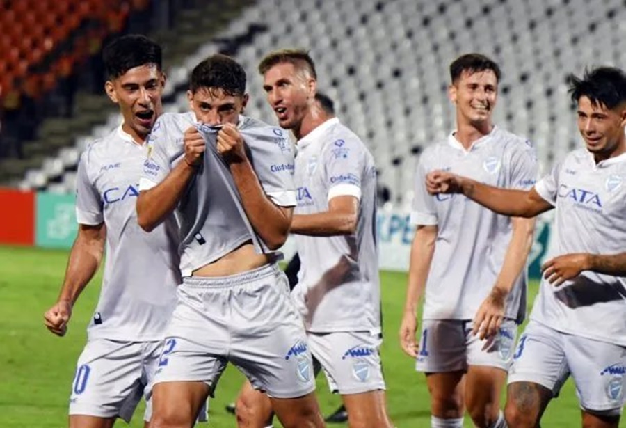 Liga Profesional de Fútbol: Godoy Cruz se recuperó y venció a Belgrano de Córdoba en Mendoza