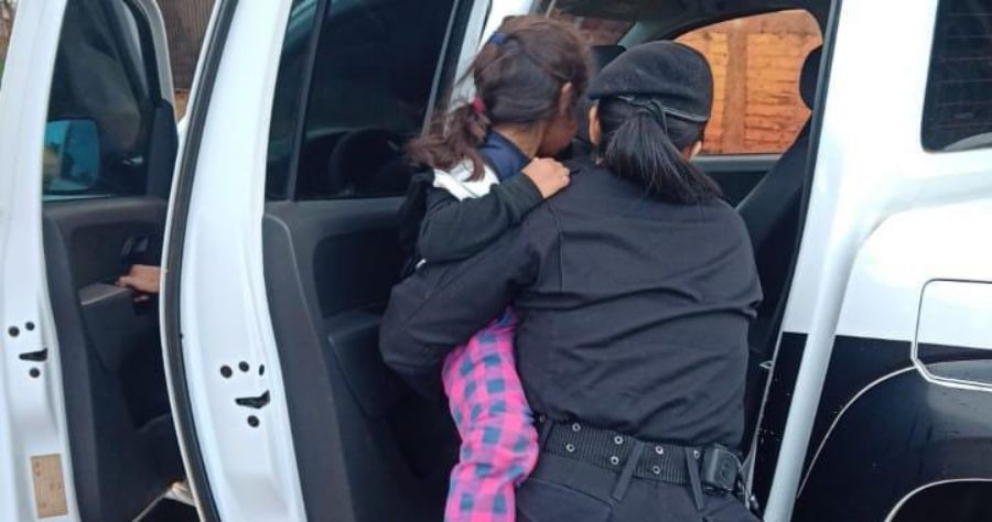 Una nena de cuatro años apareció sola en la calle de la ciudad de Apóstoles y la Policía de Misiones logró ubicar a su madre en pocas horas
