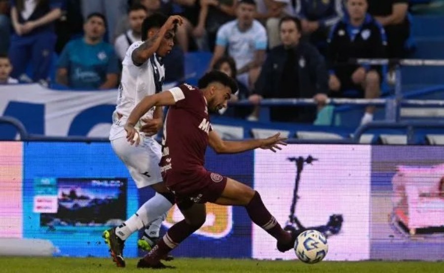 Liga Profesional de Fútbol: Vélez Sarsfield igualó sin goles con Lanús, y no pudo escaparse en la punta