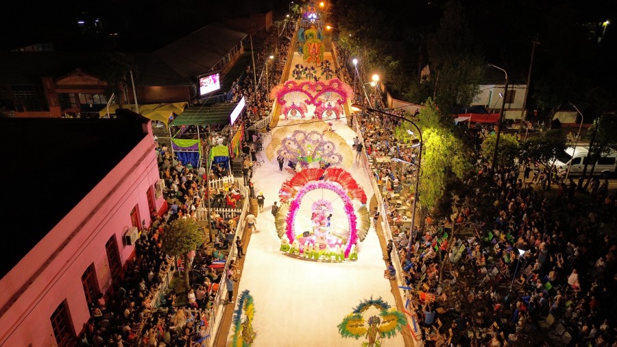 Con un movido "Finde XL" de Carnaval, Misiones cierra una temporada de verano muy positiva