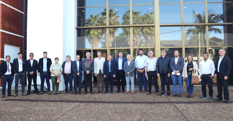 Encuentro Binacional en la localidad de Puerto Rico por el Puente Internacional: Respaldo misionero y posible inversión paraguaya