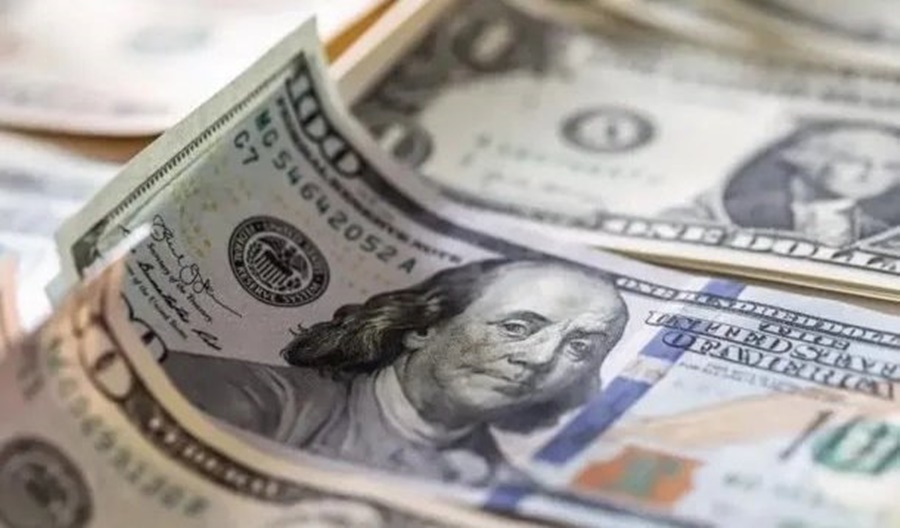 Mercado cambiario: El lunes, dólar blue subió tras las generales y quebró la barrera de los 1.000 pesos y llegó a 1.100 pesos