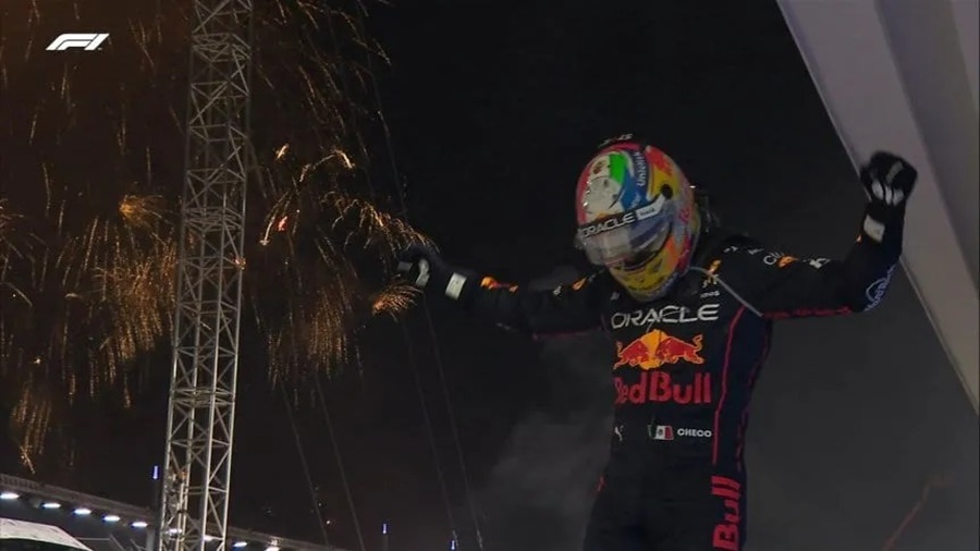 Fórmula 1: Sergio Checho Pérez se llevó el GP de Singapur con Red Bull, pero aguarda por una posible penalización