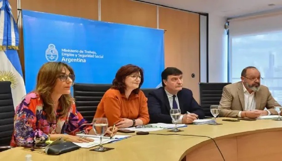 Desde el Ministerio de Trabajo de la Nación convocan a una nueva reunión del Consejo del Salario, será para el 13 de Julio a sindicalistas y empresarios a actualizar el salario mínimo, vital y móvil