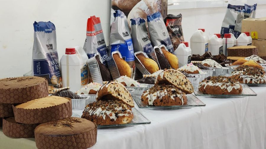 Apóstoles: La comunidad disfruto de una masterclass de Repostería, la ciudad vivió un momento dulce y especial con la realización del taller de repostería y decoración de tortas para el Día de la Madre