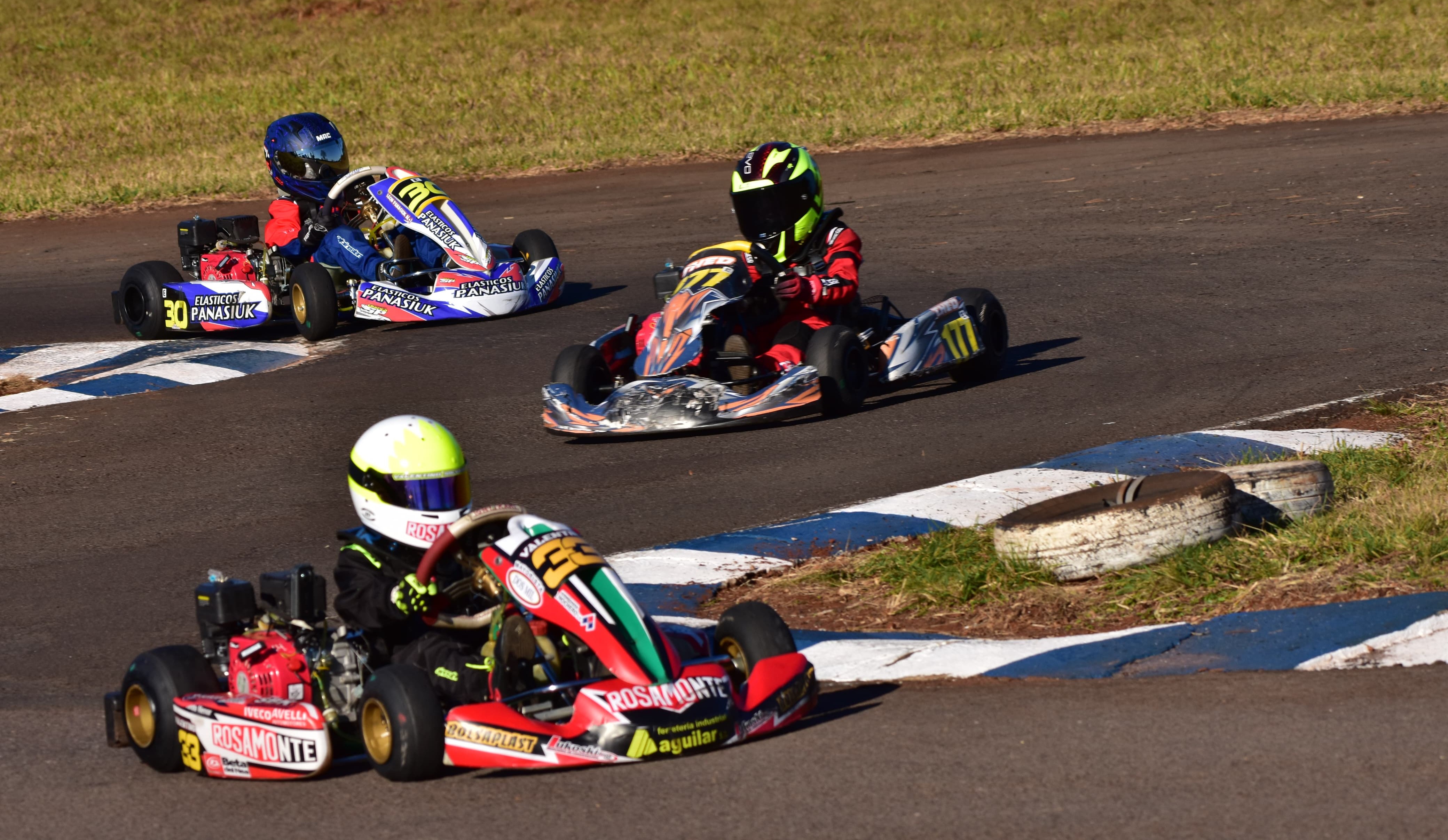 Campeonato Misionero de Karting en Pista: Valentino Silveira del Rosamonte Racing Team ganó una gran carrera en la ciudad de Oberá