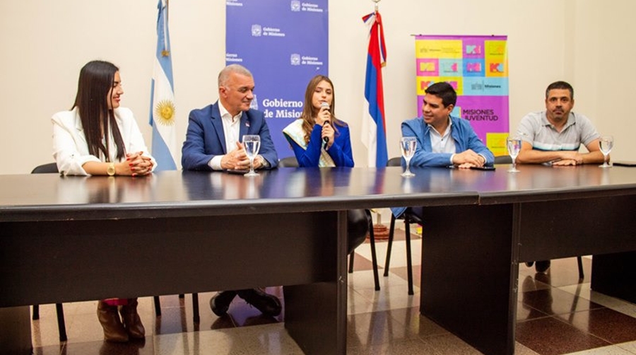 Tiziana Vignolles: “Los jóvenes somos el futuro, por eso debemos estudiar y perseguir nuestros sueños”