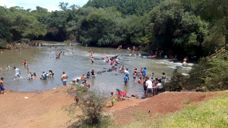 La localidad misionera de Azara se prepara para recibir al turismo en el 20° Festival Provincial de la Mojarrita, que se realizará del 17 al 19 de Enero en el Balneario Municipal del Arroyo Chimiray
