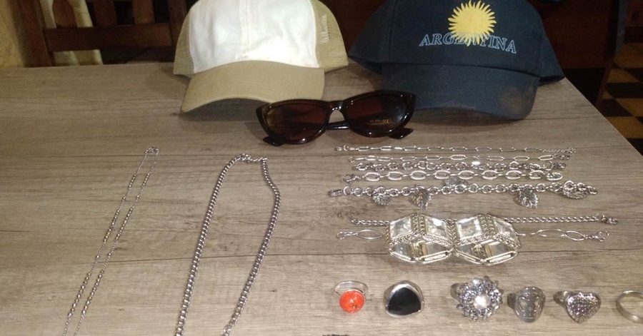 Concepción de la Sierra: Dos menores fueron demorados por robar bijouterie en un comercio