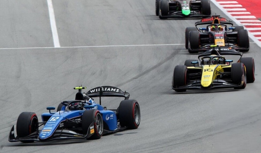 FIA Fórmula 2: Podio del argentino Franco Colapinto en Montmelo, arribando en la segunda posición