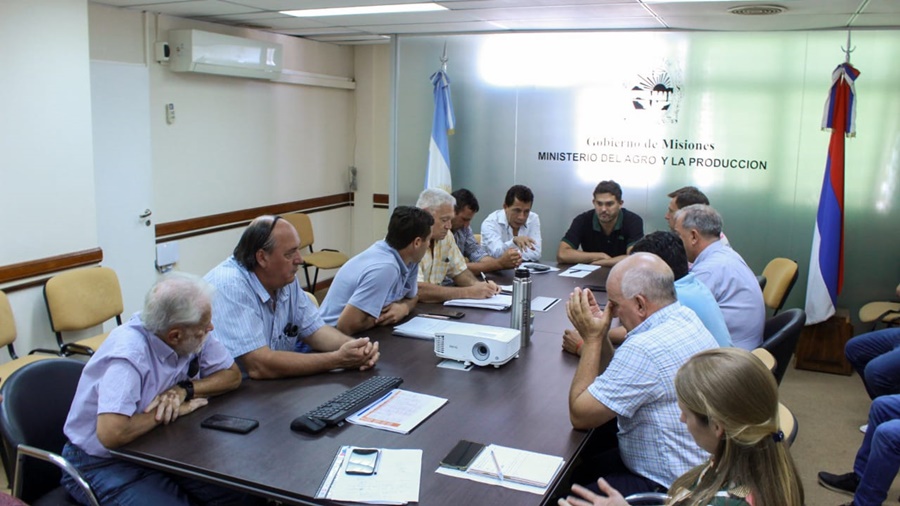 Misiones: Acuerdan nuevo precio del tabaco e inicio del acopio