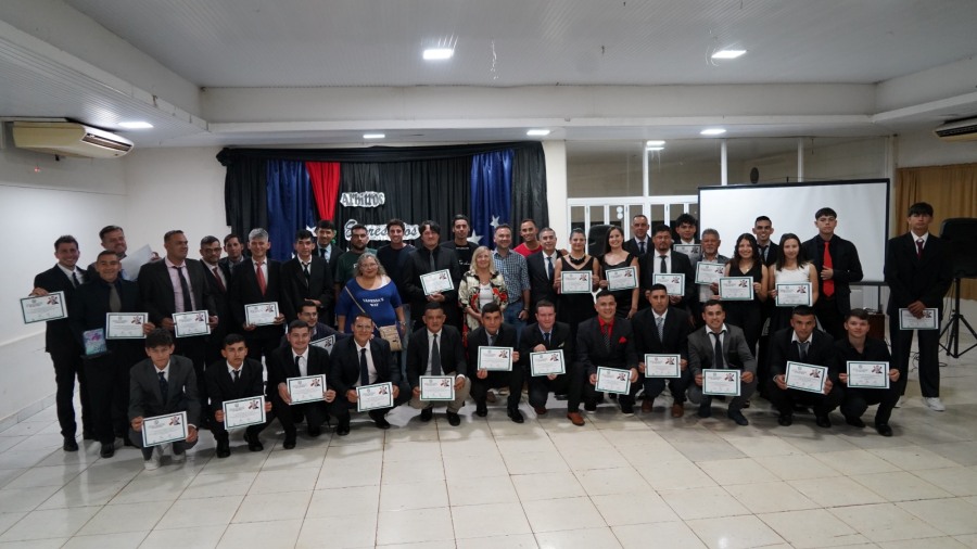 Continua el camino a la profesionalización en diferentes áreas de trabajo en Apóstoles