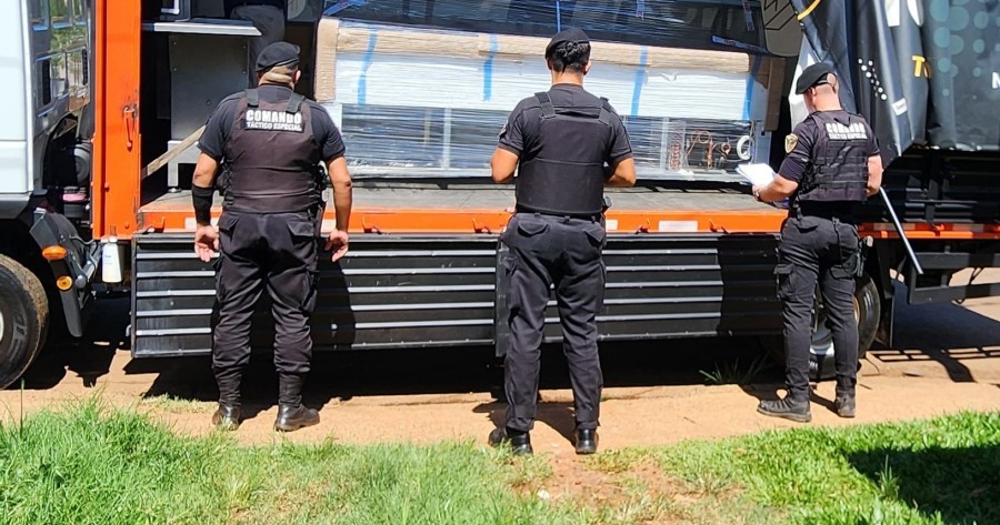 Estafa millonaria con cheques falsos en la ciudad misionera de Posadas: Tres allanamientos, dos detenidos y bienes recuperados