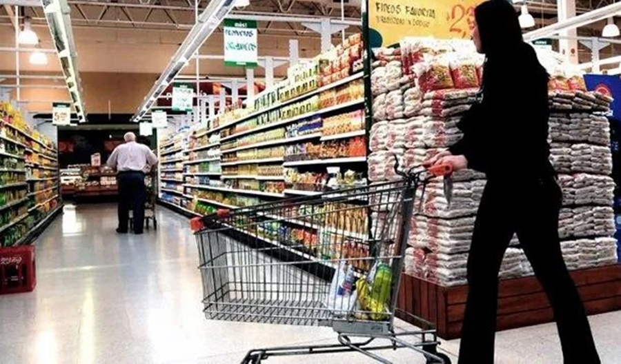 INDEC: Una familia necesitó 152.515 pesos para no ser pobre en Diciembre
