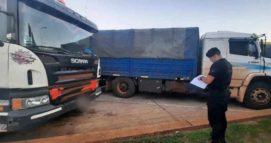 Misiones: Retuvieron en el Municipio de San José, dos camiones con cargas irregulares de granos de soja, no contaban con las documentaciones correpondientes