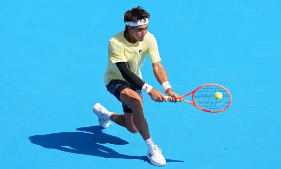 Tenis: Increíble victoria de Francisco Comesaña en el Masters 1000 de Cincinnati, suspensión por lluvia, vómitos y tres match points en contra