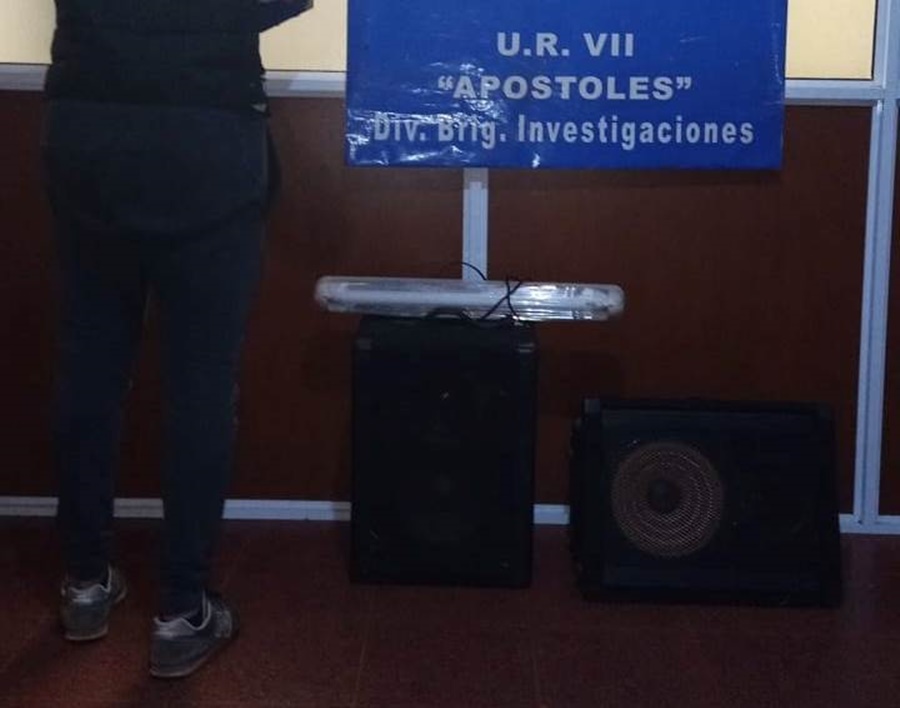 Apóstoles: Investigadores lograron recuperar elementos sustraídos de la Escuela en el Barrio Néstor C. Kirchner, fue demorado un menor por el hecho