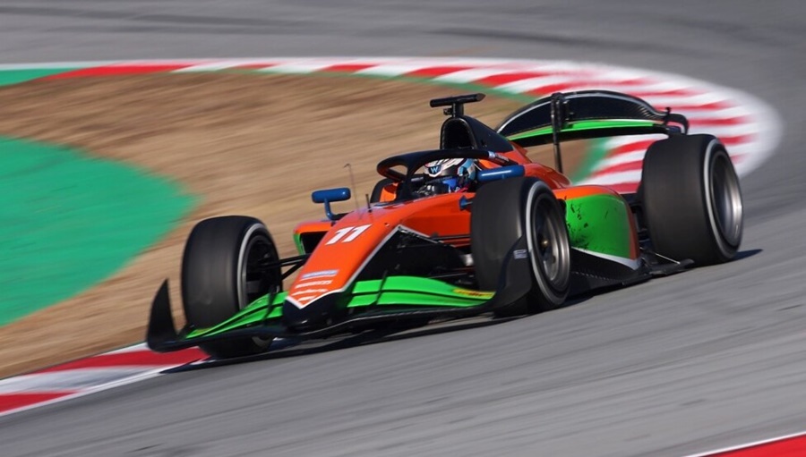 Franco Colapinto giró con el nuevo F2 en el Circuit de Barcelona-Catalunya en España