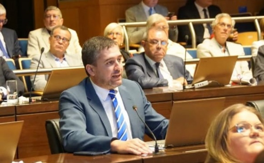 Javier Mela: "Sería muy grave que no asuma un Diputado en reemplazo de Kiczka, esperemos que se respete la Constitución"