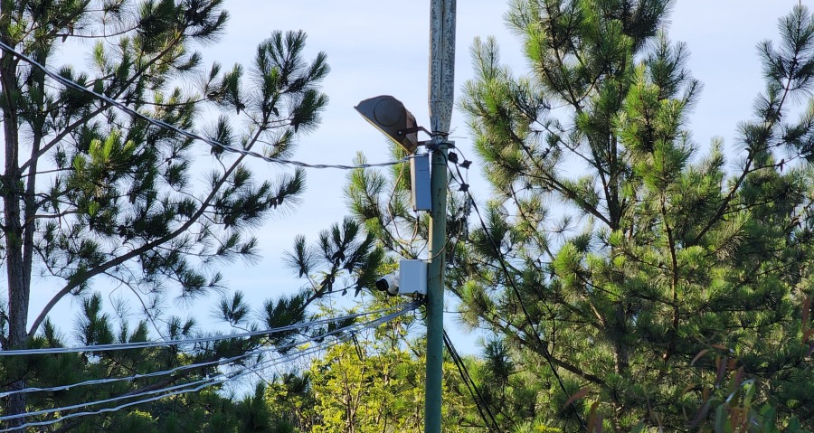La gestión municipal de la ciudad misionera de Apóstoles continúa trabajando arduamente para mejorar la seguridad ciudadana, en esta oportunidad se han instalado cámaras en el Parque Centenario y alrededores de la Reserva TupáMbaé