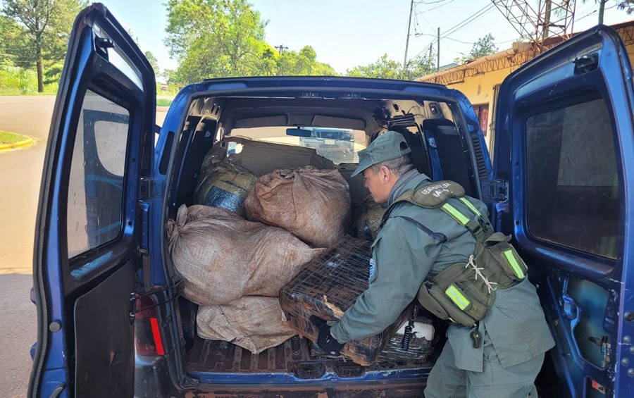 Misiones: Gendarmería Nacional detuvo vehículo cargado con marihuana