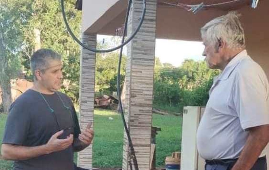 El Candidato a Intendente de Apóstoles, Luis Quintana sigue recorriendo los barrios del Municipio y escuchando las demandas de los vecinos