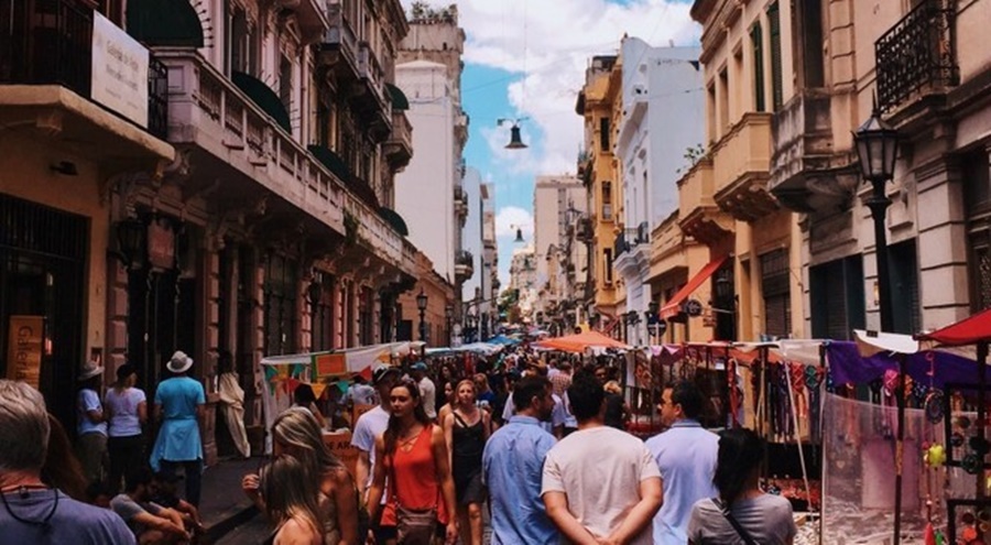 Feriado del 1° de Mayo: Viajaron 920 mil turistas y gastaron 29.109 millones de pesos