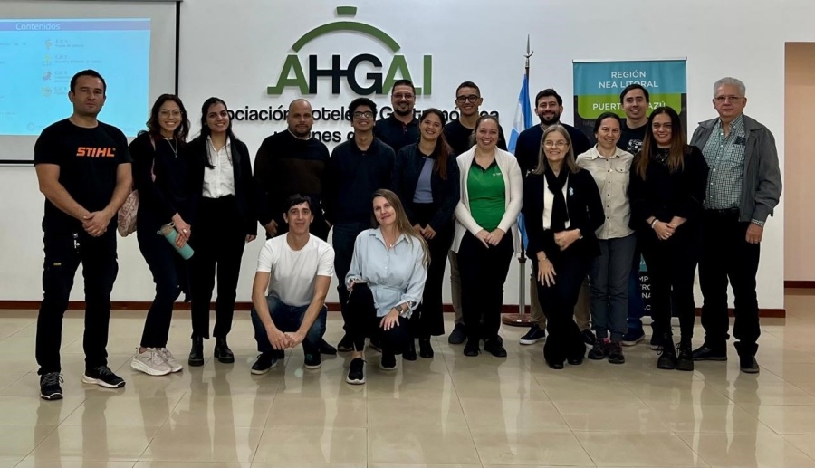 Organizaciones turísticas de Iguazú se capacitan en prácticas sostenibles