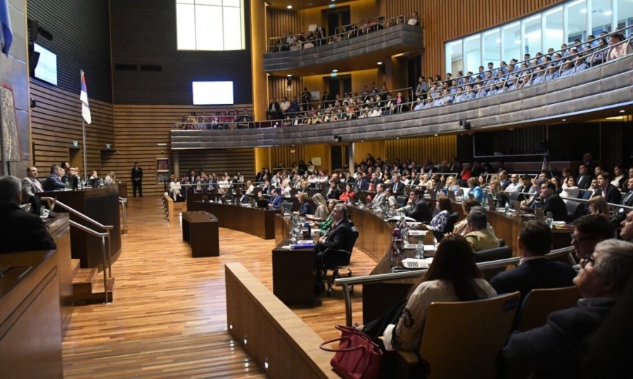 Previsibilidad y gobernabilidad: Misiones es la primera provincia del país en aprobar el Presupuesto General para la Administración Pública Provincial, correspondiente al Ejercicio Financiero 2025