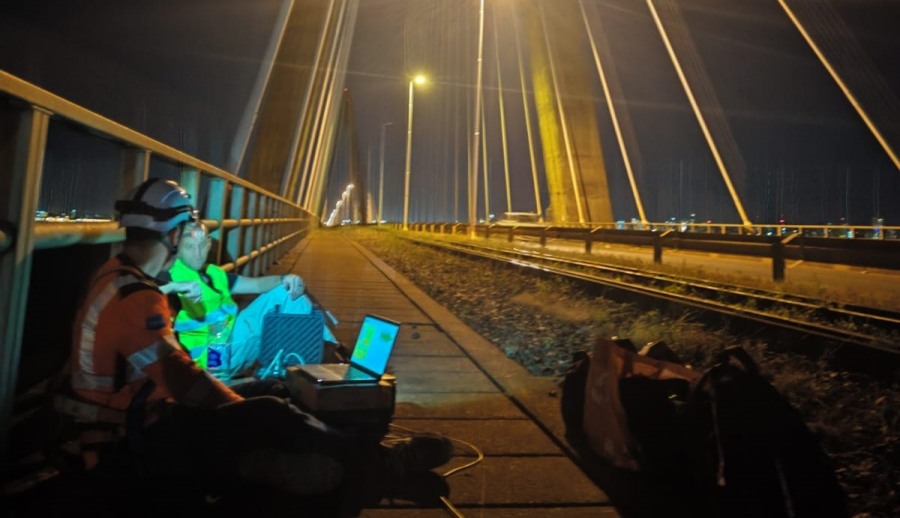 La Dirección Vialidad Nacional completa evaluaciones sobre los tensores del Puente Internacional San Roque González de Santa Cruz: Las tareas se desarrollaron en horarios nocturnos, sin interrupciones de tránsito