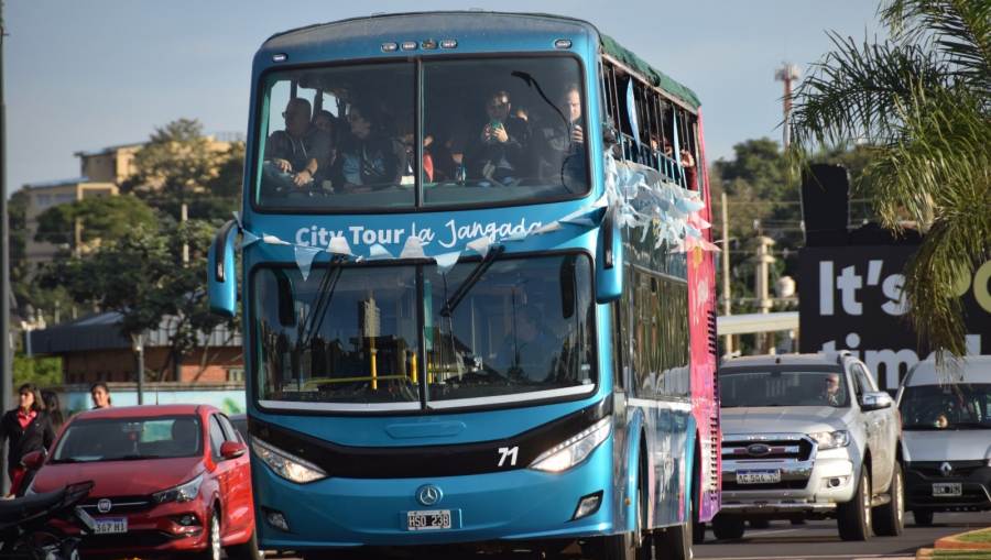 Posadas: Horarios del City Tour "La Jangada", este servicio ofrece un recorrido de dos horas diseñado para promover la riqueza cultural, histórica y económica de la ciudad