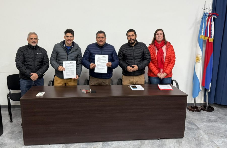 Articulación público-privado: Pinturas Misioneras y el Instituto Sanmartiniano firman convenio de cooperación técnica