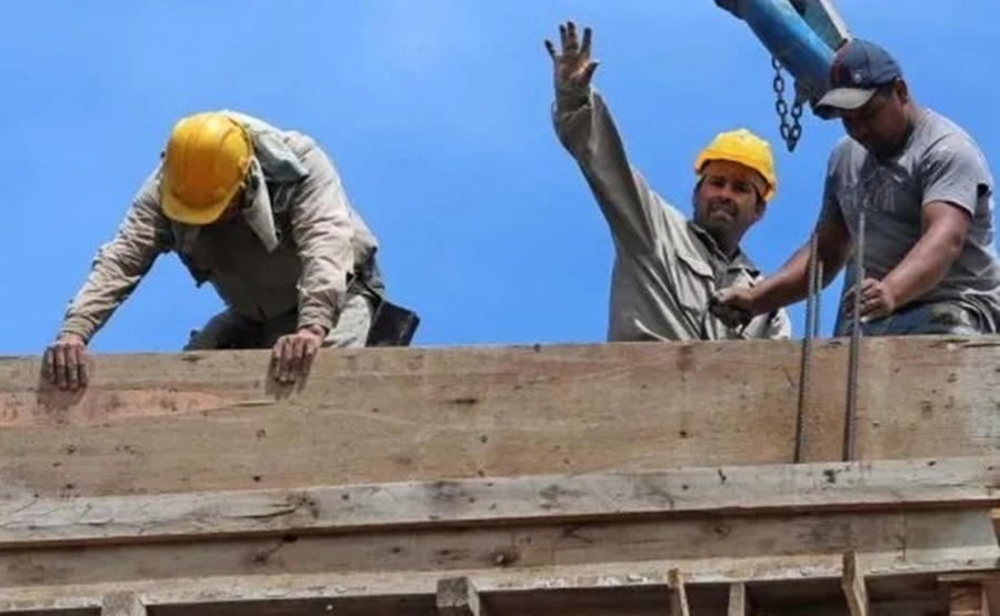 Dato del INDEC: La construcción cayó 4% en Abril y cerró el primer cuatrimestre en baja