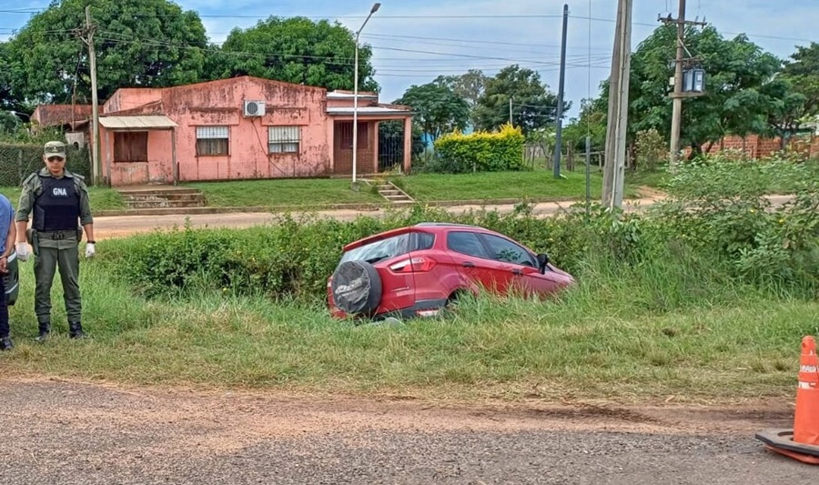 Corrientes: Dos vehículos con pedido de secuestro fueron recuperados por Gendarmería Nacional en las localidades de; Alvear y Santo Tomé, uno de ellos terminó siniestrado, en tanto el otro había evadido un control