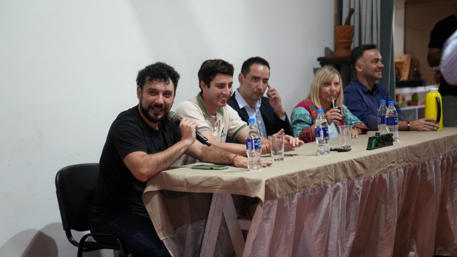 Presentación del Programa Proyectate en el Municipio de Apóstoles