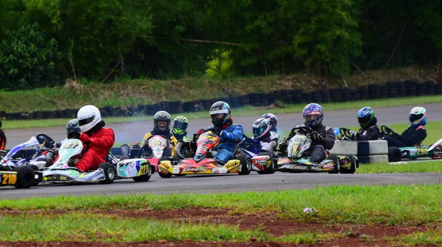 La primera fecha del Campeonato Misionero de Karting en Oberá con 120 de pilotos