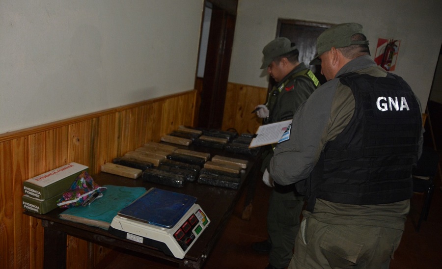 Gendarmes lograron la incautación de veinte kilogramos de marihuana