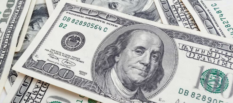 El dólar libre acumuló una baja de 70 pesos en la semana y dejó la brecha al borde de la desaparición