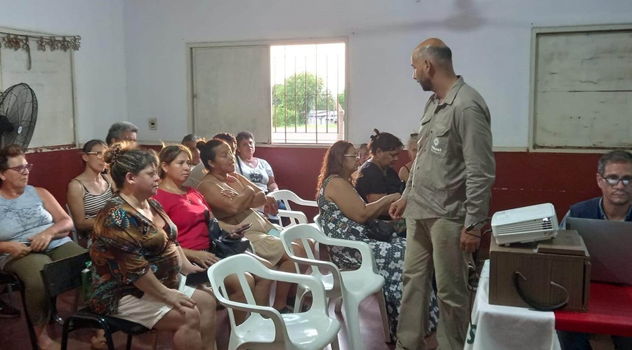 Posadas: Charlas en Comisiones Vecinales sobre la prevención de enfermedades vectoriales, el cuidado personal y del patio, para evitar que se multipliquen los mosquitos
