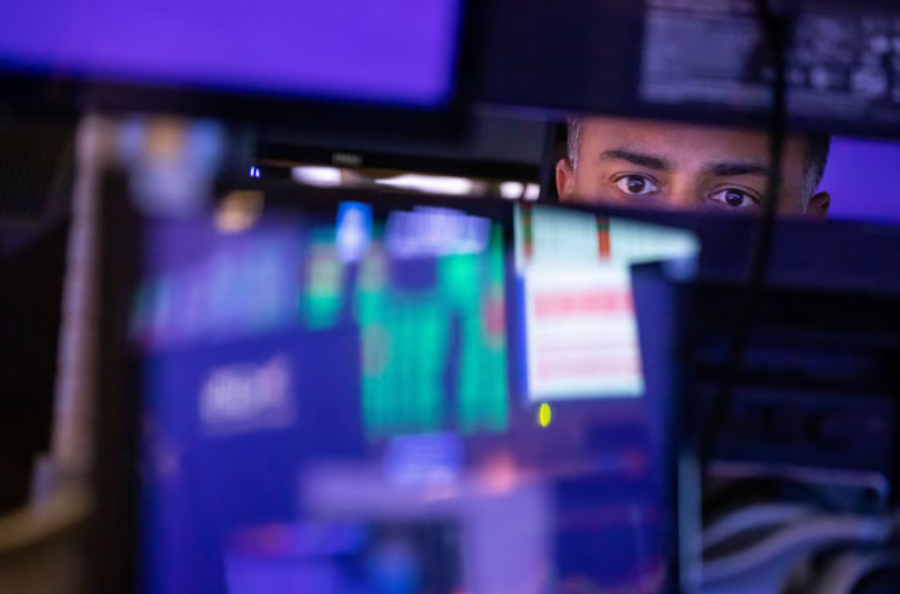 Los inversores saltan de Brasil a Argentina: El real sigue cayendo y el Gobierno mira atento cómo se aprecia el peso