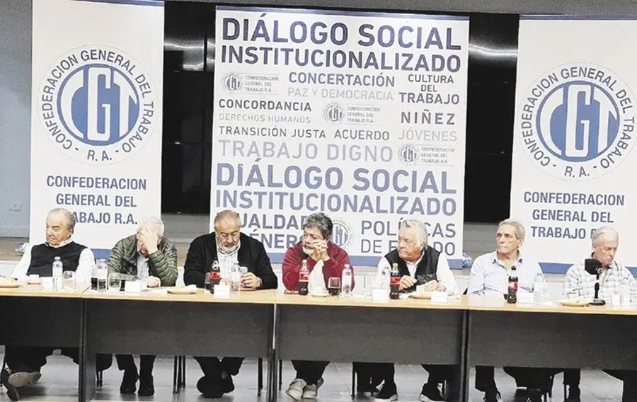 La CGT toma distancia del Gobierno y va por su cuenta al 17-O y a un armado electoral