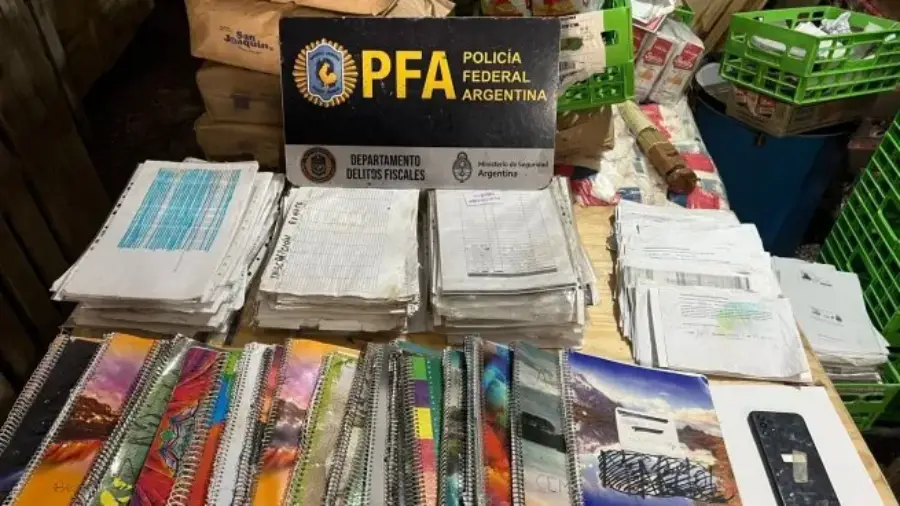 La Justicia allanó a movimientos sociales por la causa que investiga extorsión a beneficiaros para que vayan a marchar