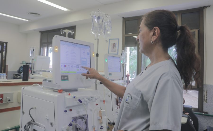 El Hospital Dr. Ramón Madariaga de la ciudad misionera dre Posadas incorpora modernos equipos de diálisis HD y da un paso más hacia la excelencia en salud renal en Misiones