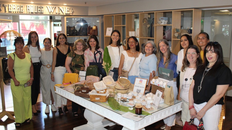 Esencia misionera: Una iniciativa público – privada que generó un canal de comercialización innovador para las emprendedoras de la provincia