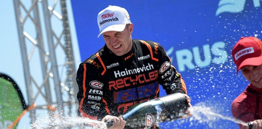 El entrerriano Mariano Werner con Ford se benefició del abandono de Matías Rossi con Toyota para ganar la primera carrera del Turismo Carretera 2023