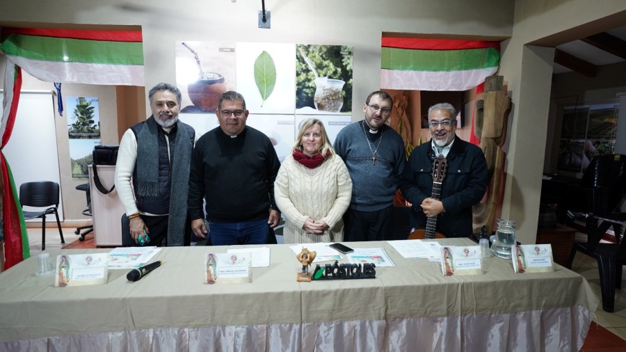 Gran Recital Espiritual del Grupo Mexicano Cielo Abierto en Apóstoles