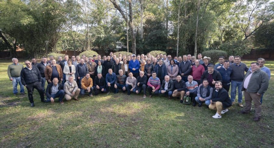 Misiones: El Gobernador Hugo Passalacqua se reunió con Intendentes e toda la provincia: "Son la piedra basal del misionerismo"